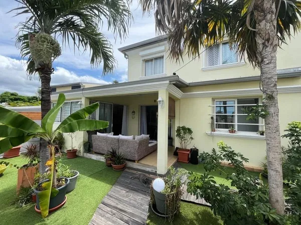 VILLA T3/4 MEUBLEE A LOUER A LA LIGNE PARADIS DE SAINT-PIERRE DE LA REUNION