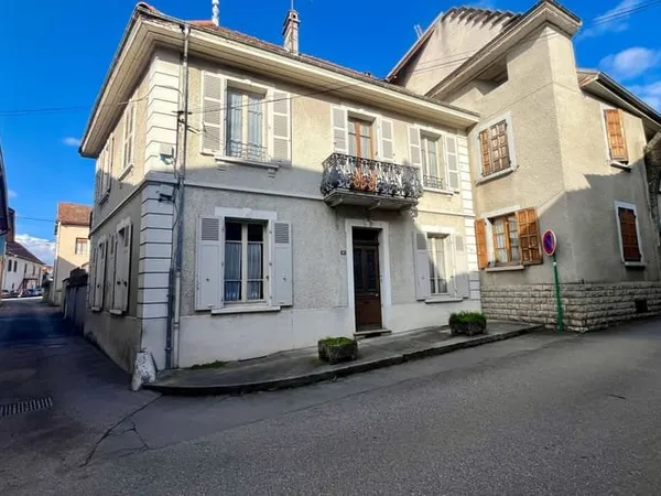 Maison 7 pièces 194 m²
