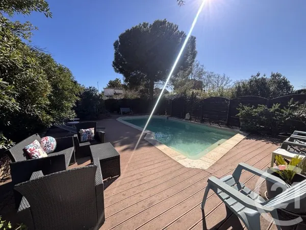 Maison 10 pièces 192 m²