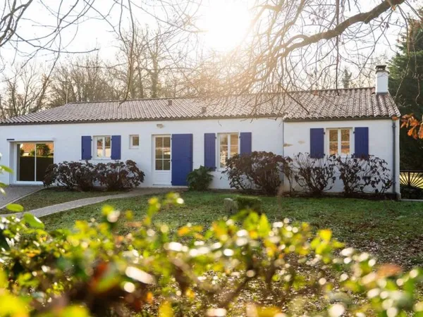Maison individuelle 5 pièces 225 m²