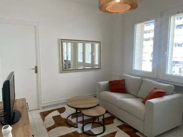 Colocation meublée 2 chambres - centre Toulon - climatisée