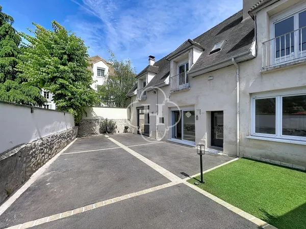 Mareil Sur Mauldre - Jolie maison 6 pièces de 137 M²