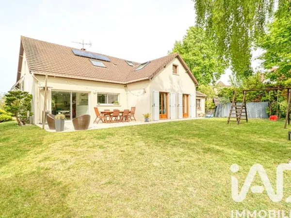 Maison 8 pièces 170 m²