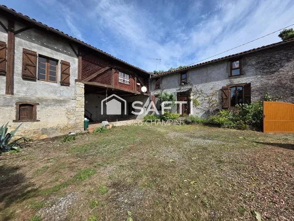 Ensemble Authentique maison en pierres plus gîte avec vue imprenable sur le Cagire