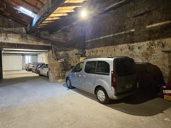 Place Parking couvert
