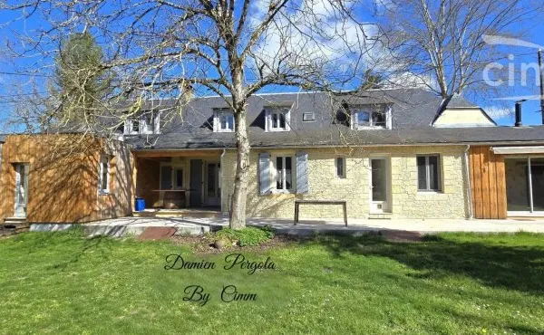 Grande maison de 265 m² avec possibilité d'activité de chambres d'hôtes, gîtes + espace professionne