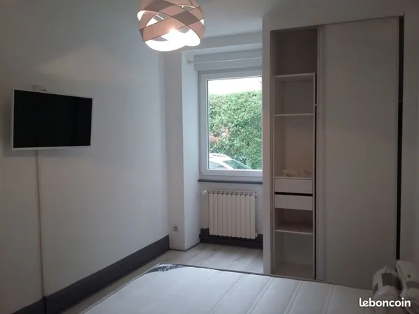 T2 meublé + parking privé