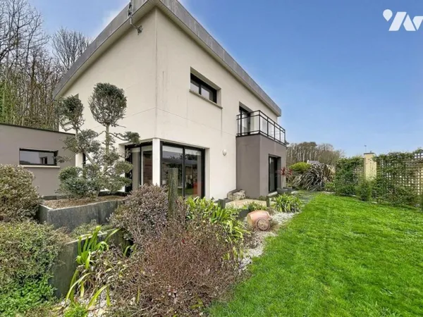 Maison 7 pièces 170 m²