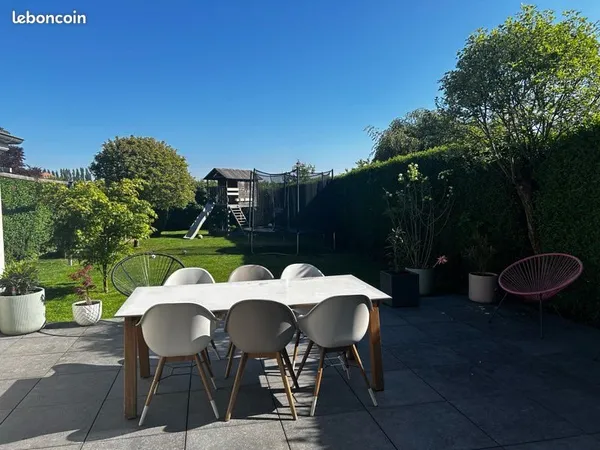 Maison 135m2 Pérenchies/ Lompret on pose les meubles