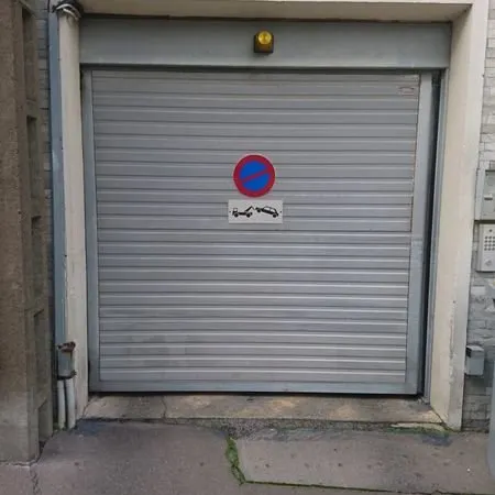 Place de parking sécurisée Zola