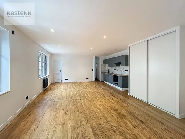APPARTEMENT 3 PIECES - HYPER-CENTRE - PROCHE COMMERCES ET TRANSPORTS