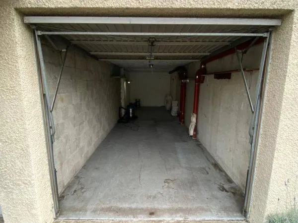 Parking 17 m²