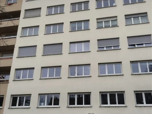 Local commercial 7 pièces 188 m²