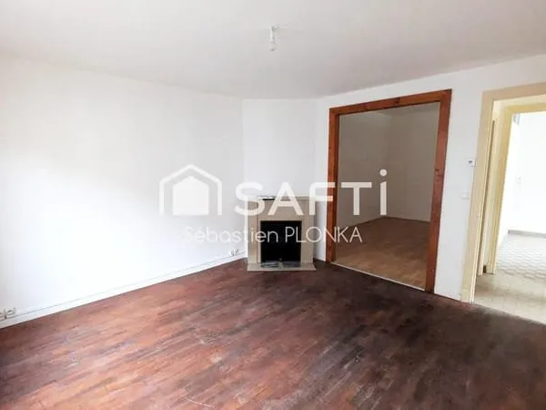 Maison - 5 pièces - 85m²
