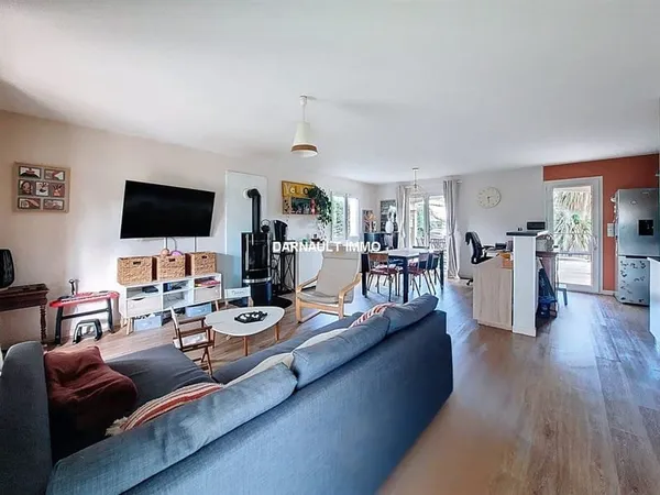 *** EXCLUSIVITE *** MAISON PLAIN-PIED AU CENTRE D'AUCAMVILLE avec PISCINE