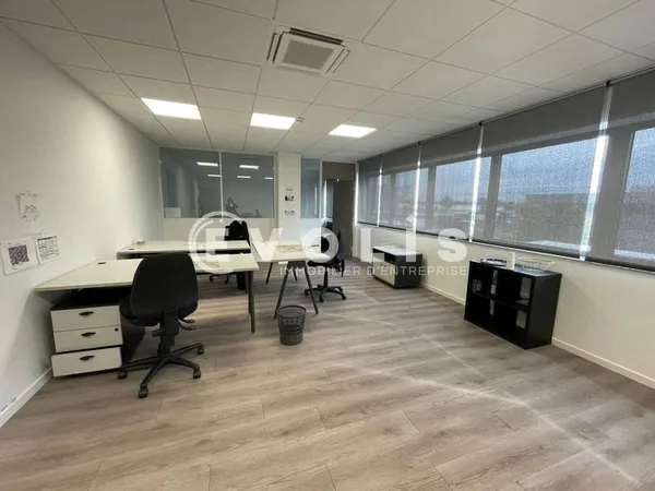 Bureaux 1280 m²