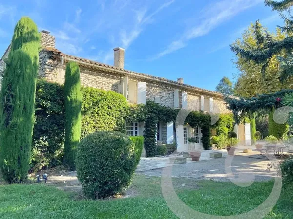 Propriété 11 pièces 433 m²