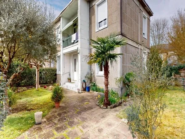 Appartement Rdc avec jardin, garage et dépendance