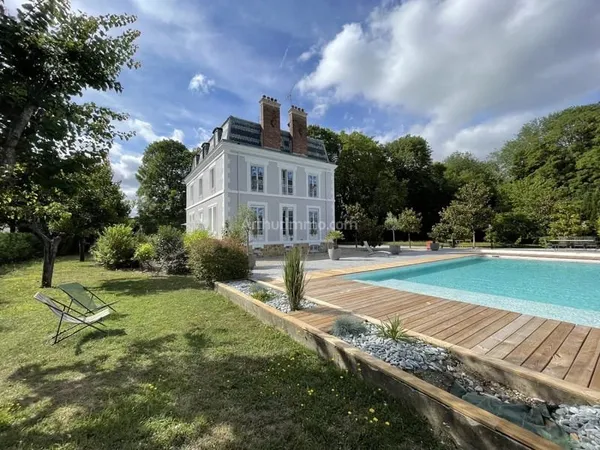 Maison 12 pièces 350 m²