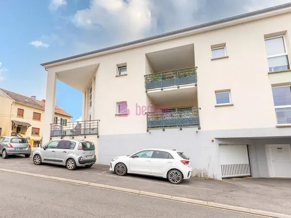 Appartement Hayange 3 pièces avec cave et place de parking en sous sol