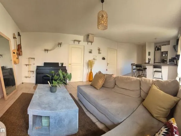 T3 70 m² avec terrasse - Lyon 8e - Garage en sus