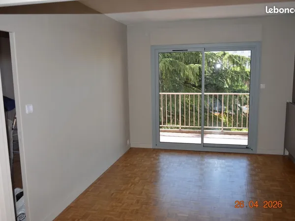 Appartement 45m2 2 balcons 10,50 et 5,20m2