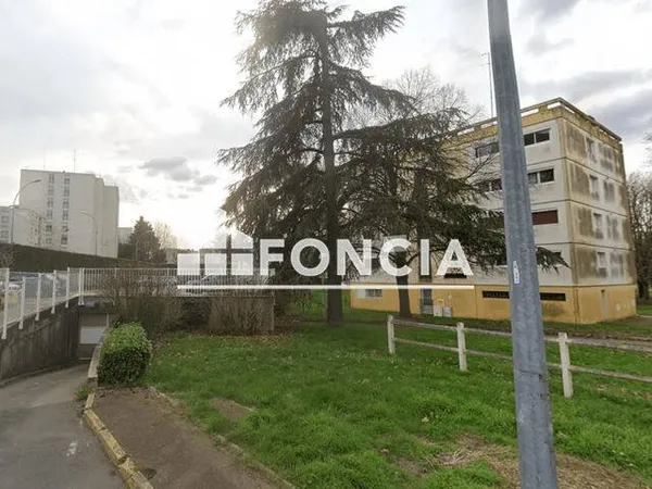 Stationnement Location Le Mée-sur-Seine   42€