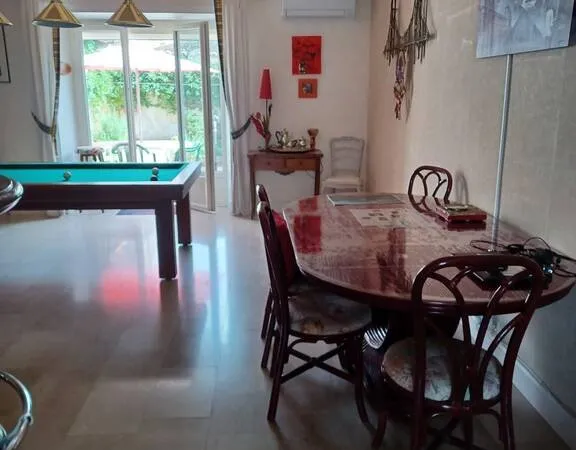 Maison 6 pièces 200 m²