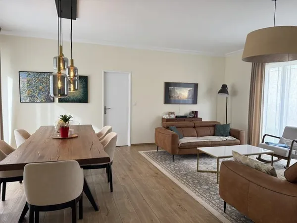 Maison neuve Vente Saint-Jean-de-la-Ruelle 5p 130m² 457600€