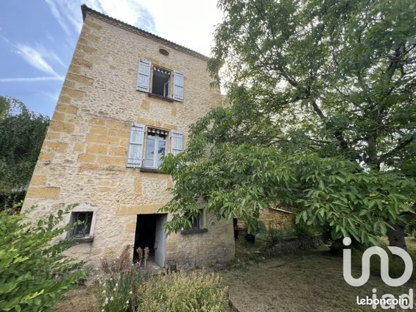 Maison 8 pièces 143 m²