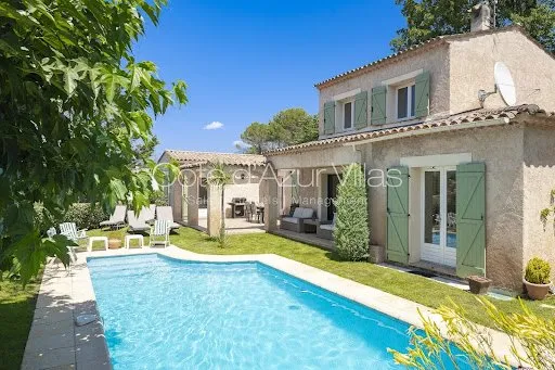 Villa 5 pièces 126 m²