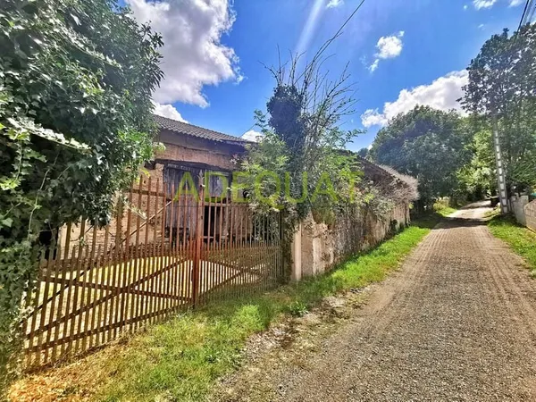 GRANGE 230m2 à rénover sur terrain 531m2