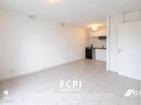 Studio 1 pièce 26 m²