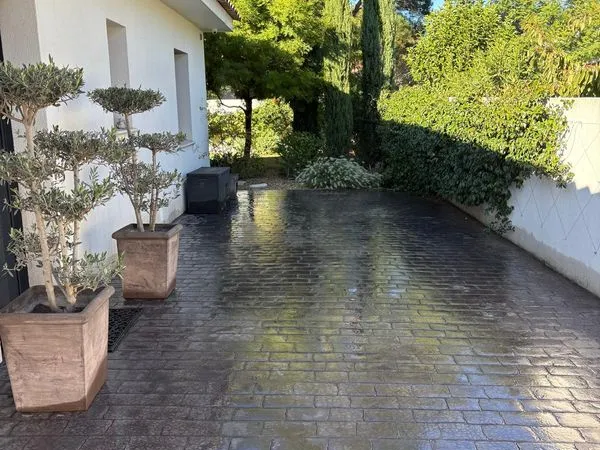 Villa contemporaine plain-pied - dpe a - centre a pied - jardin paysager - spa - pergola bioclimatiq