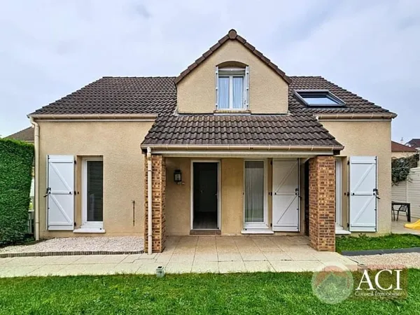 Maison 5 pièces 10 min Gare