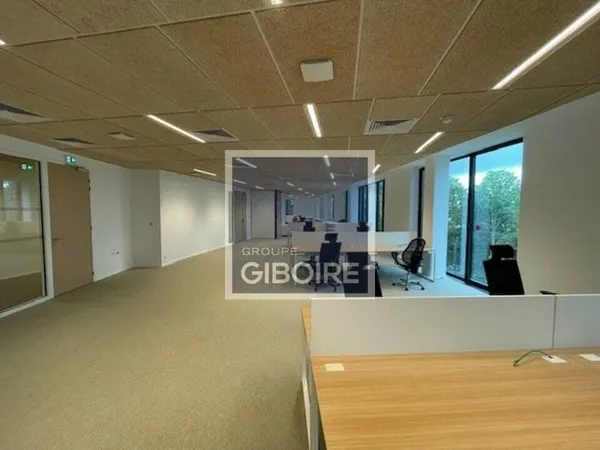 Bureaux 265 m²