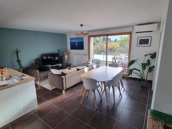 Appartement T4 standing en hypercentre