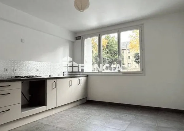 Appartement 2 pièces 64 m²