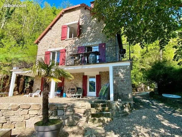 Maison 7 pièces 150 m²
