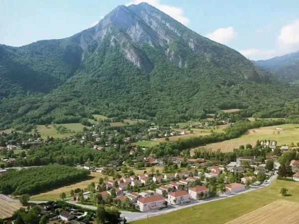 St-Paul-de-Varces proche Grenoble avec vues sur le Vercors
