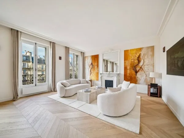 Appartement 3 pièces 114 m²