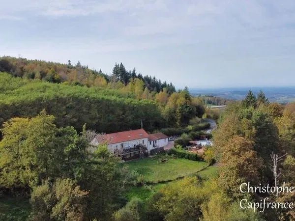 Maison 10 pièces 200 m²