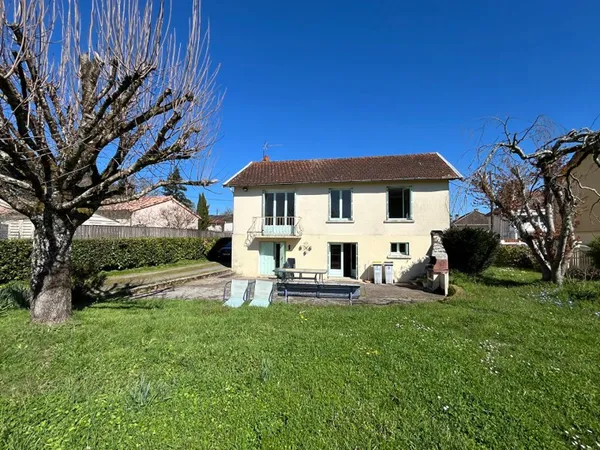 Maison proche du centre bourg de Ligugé