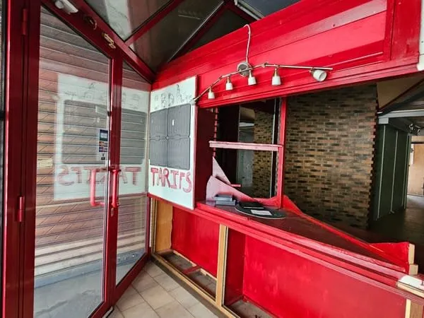 Local commercial Le Pont De Beauvoisin - 53M² - Centre ville