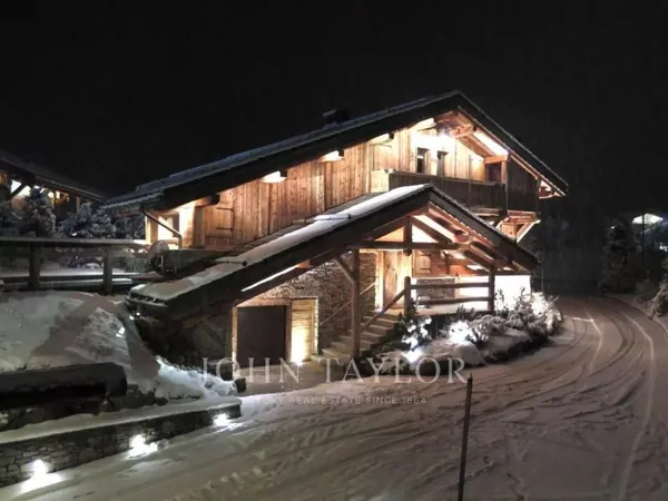 Chalet 13 pièces 530 m²