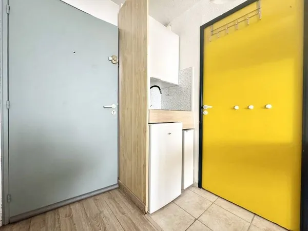 Studio 1 pièce 18 m²