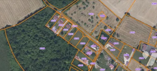 Terrain 1221 m²