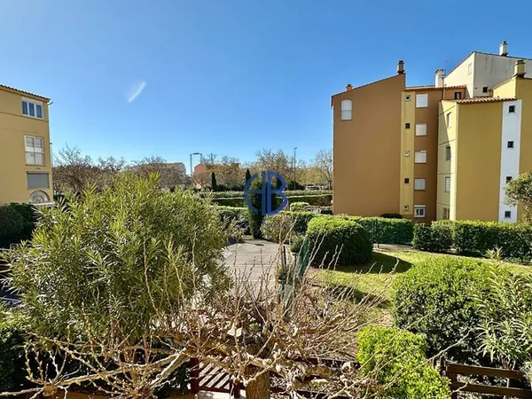 Spacieux T2 avec parking - Secteur Mont Saint Martin