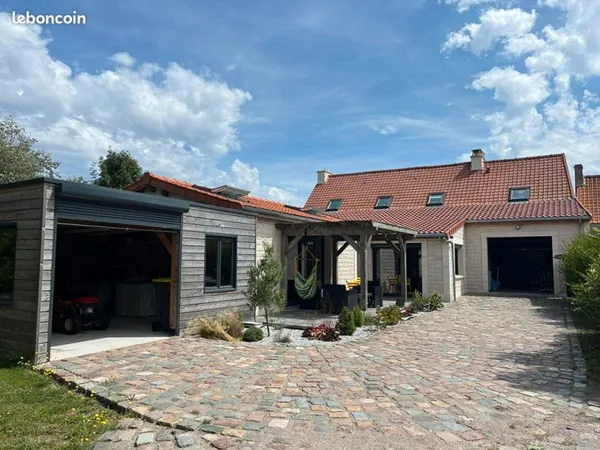 Maison 7 pièces 156 m²