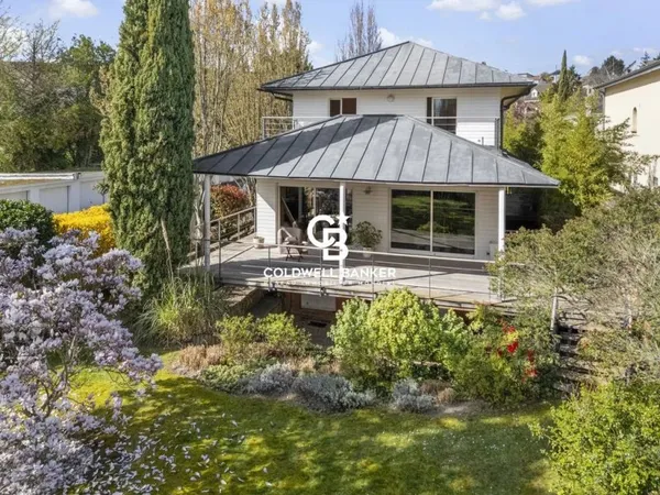 Maison de luxe 10 pièces 230 m²